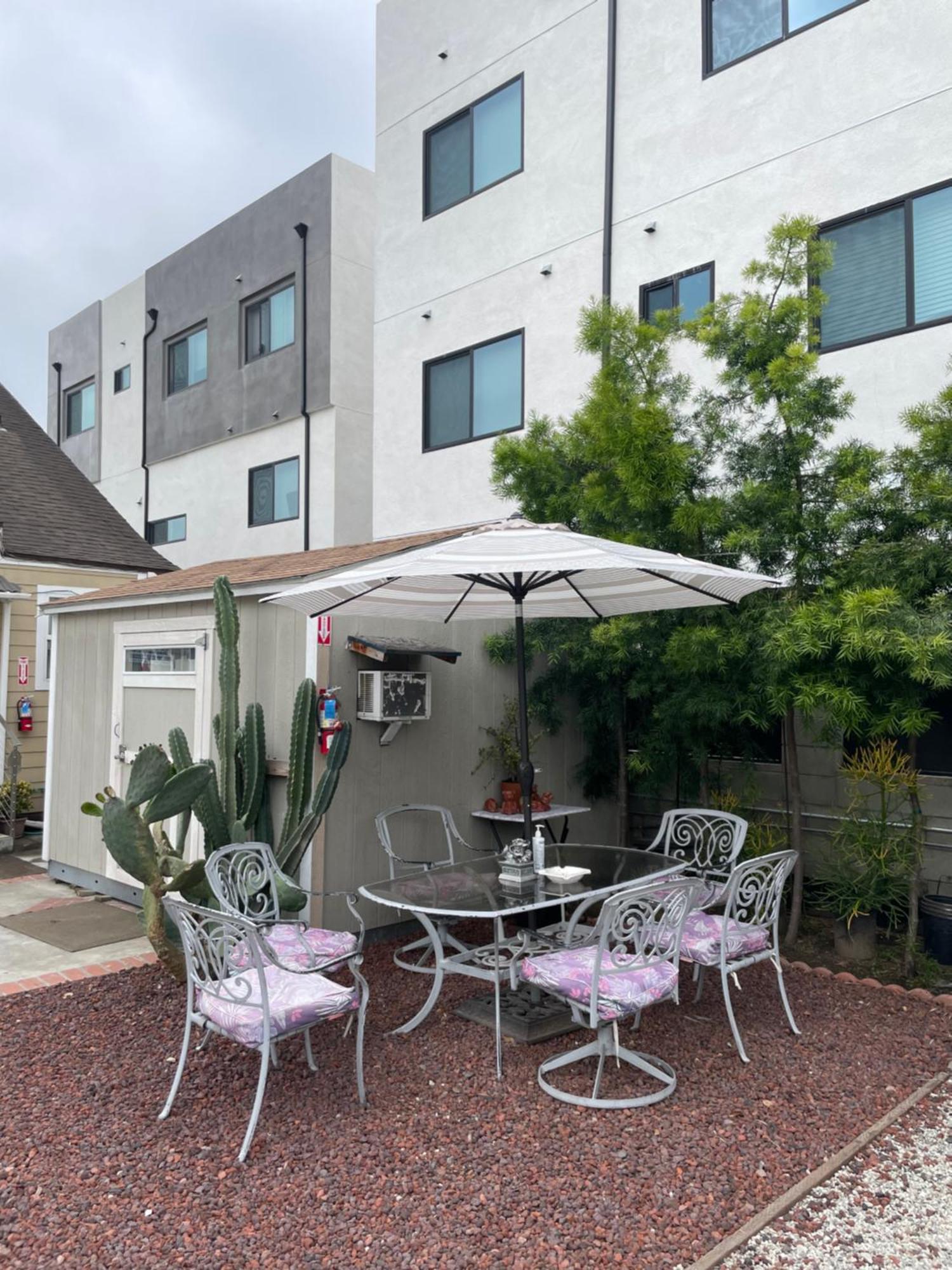 USC Cozy Nook: Wi-Fi, AC & Fridge Near Downtown Apartment Los Angeles Exterior photo